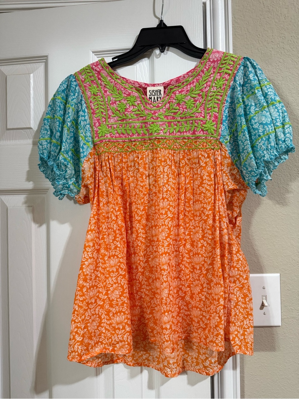 🌸 Colorblock Boho Floral Embroidered Top 🌸